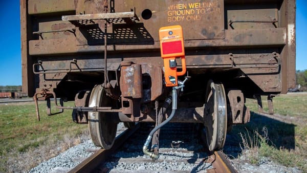 Bug in Railroad Protocol Allows Trains to Be Stopped Using SDR